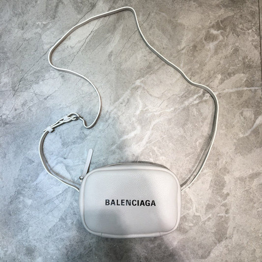 Bags Attire - Balenciaga Bags - 1585