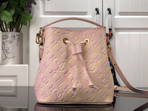 Bags Attire Louis Vuitton bags - 2457