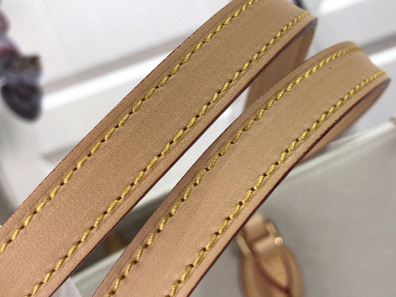 Bags Attire Louis Vuitton bags - 2459