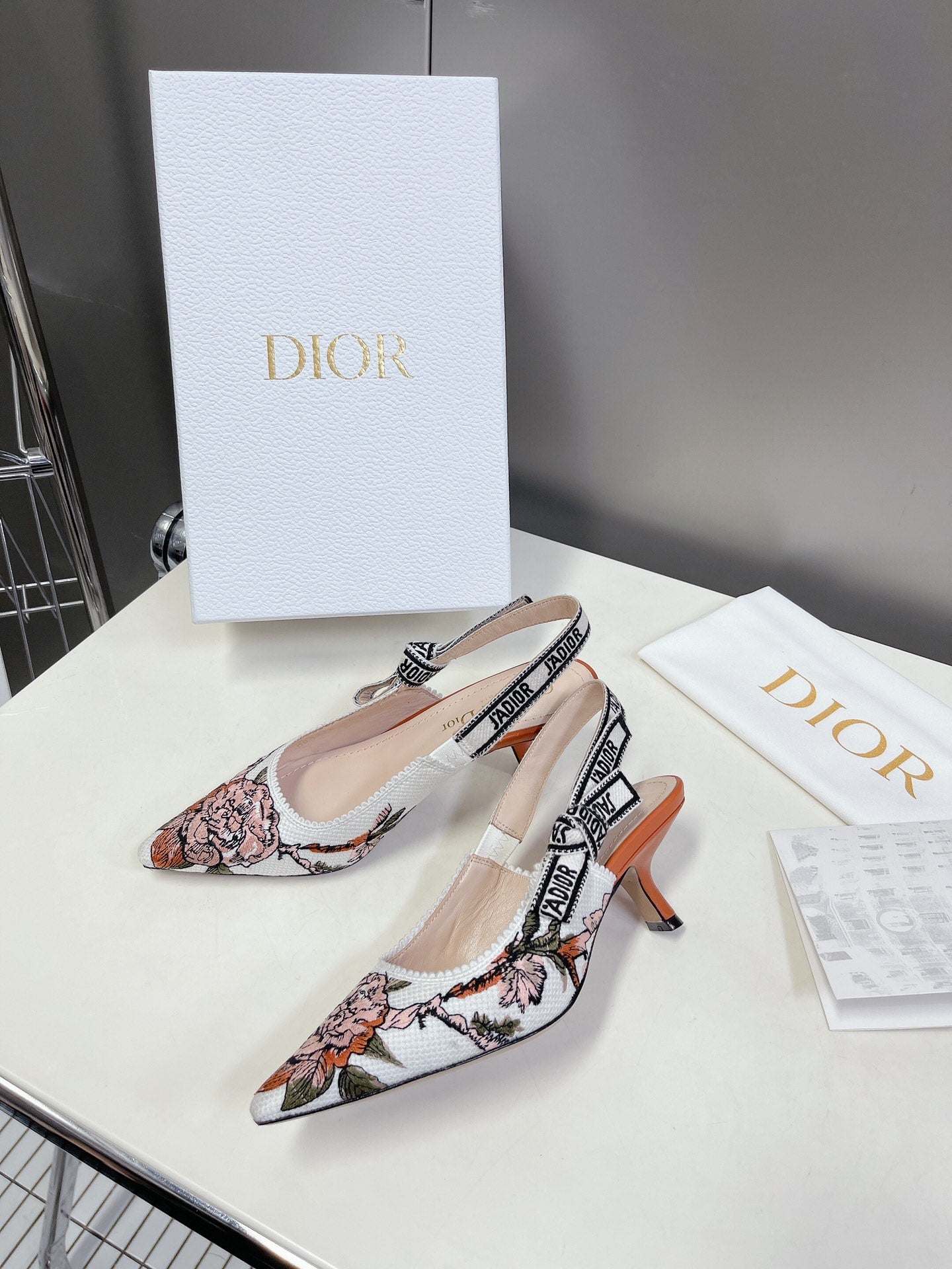 New Christian Dior HIGH HEELS 001