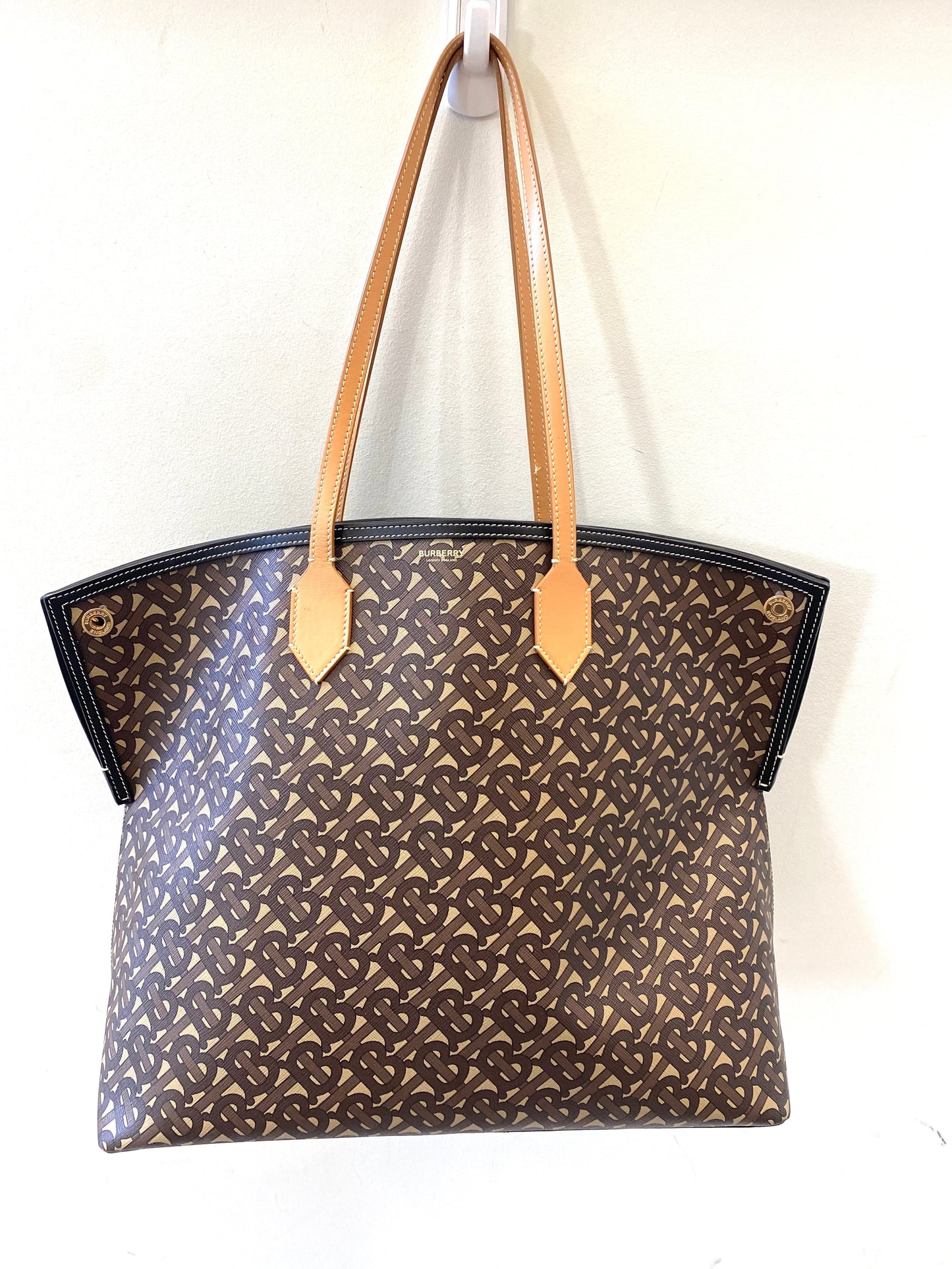 BURBERRY TB MONOGRAM SOCIETY TOP HANDLE TOTE BAG