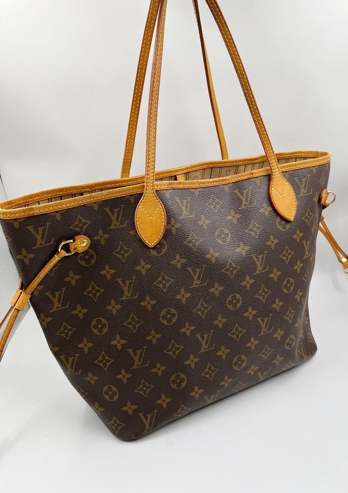 Louis Vuitton Neverfull MM Tote Bag in Brown Monogram Canvas