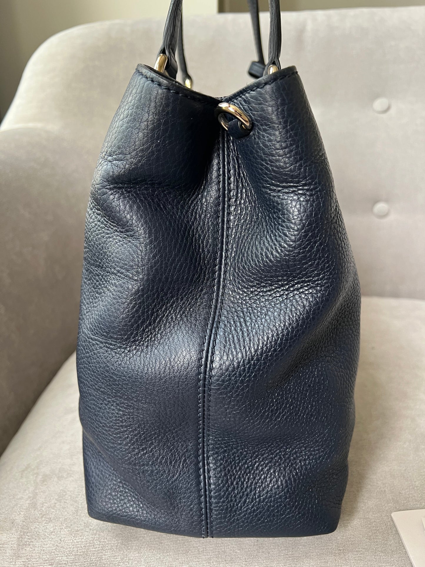 Gucci Soho Working Tote in Navy Blue Pebbled Calfskin