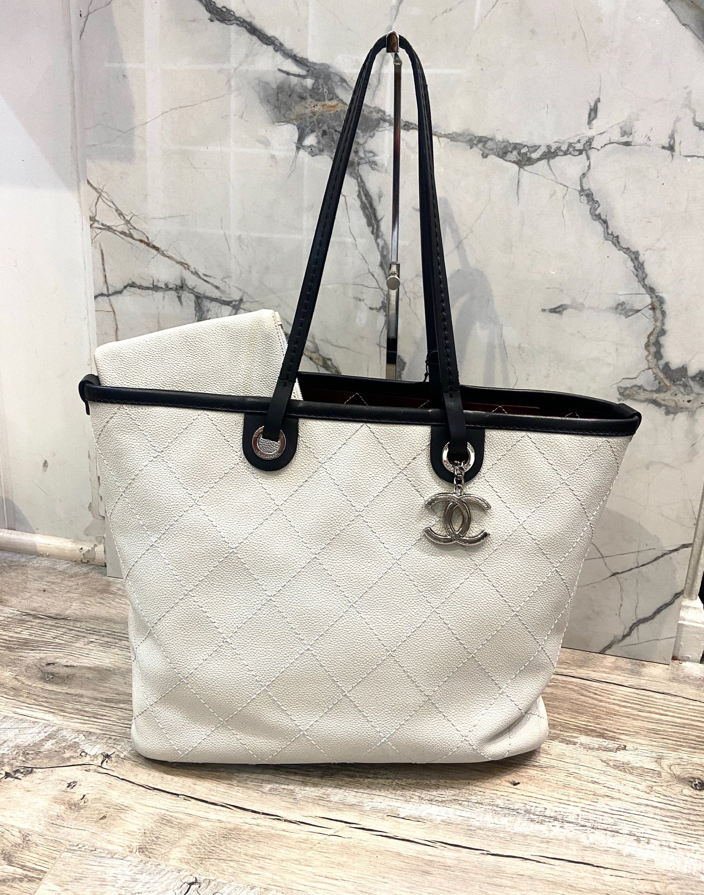 CHANEL QUILTED CAVIAR FEVER TOTE BAG