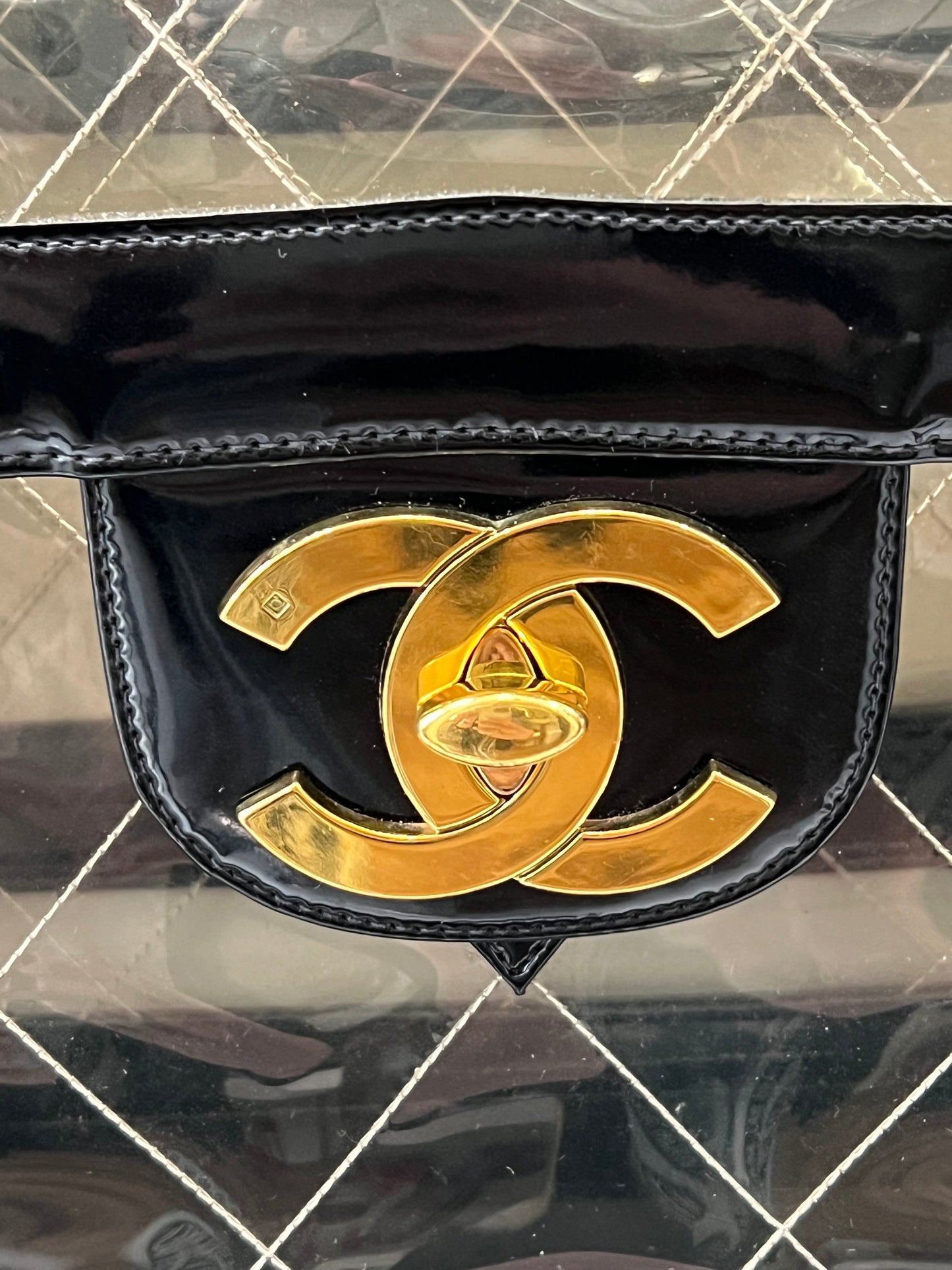 CHANEL QUILTED CC JUMBO DOUBLE CHAIN BAG