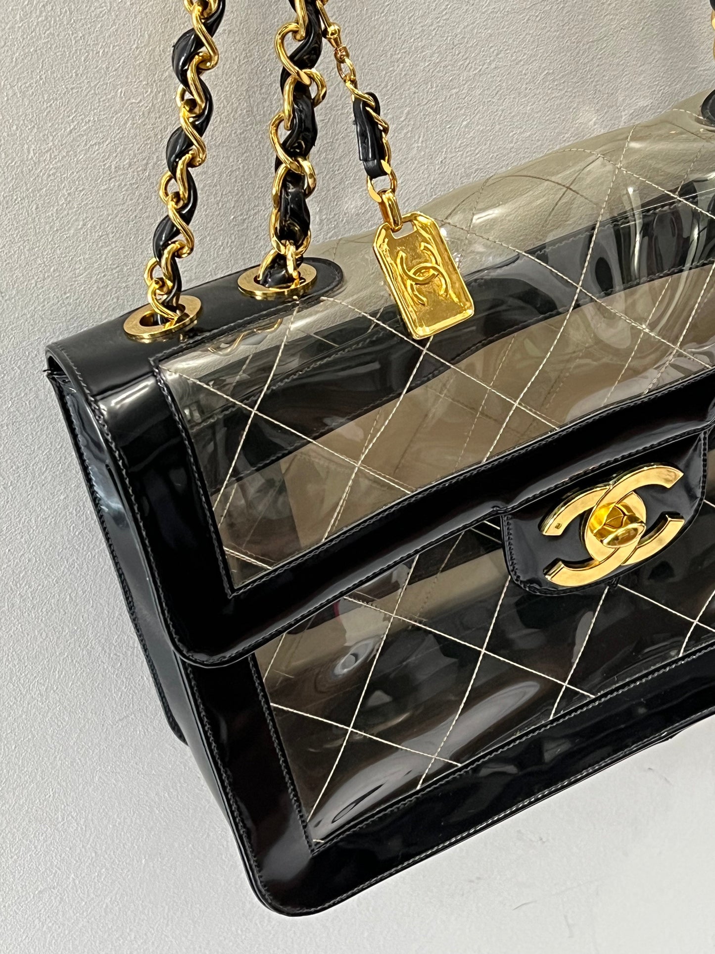 CHANEL QUILTED CC JUMBO DOUBLE CHAIN BAG