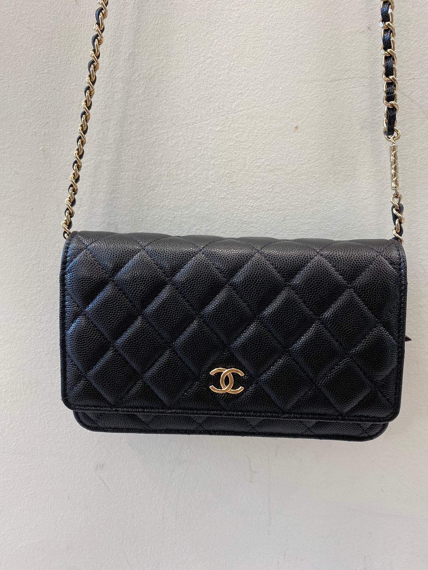 CHANEL CC CAVIAR QUILTED  WALLET ON A CHAIN