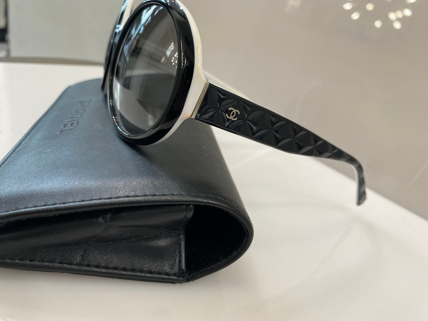 CHANEL QUILTED CC MOD SUNGLASSES 5120