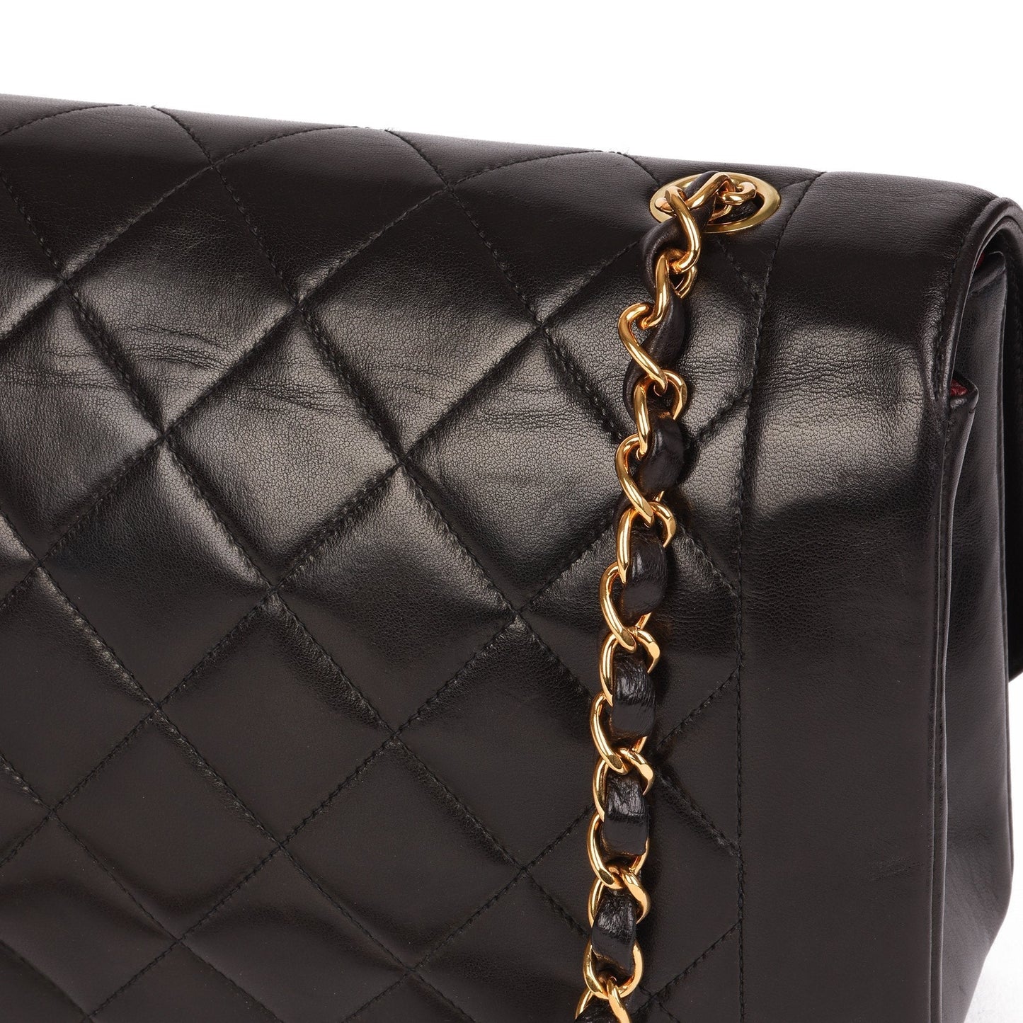 CHANEL QUILTED MEDIUM DIANA CLASSIC SINGLE FLAP BAG