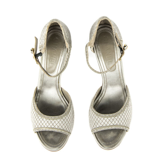 Chanel Gray Quilted Satin Peep-Toe Pumps Size 9 | EU 39