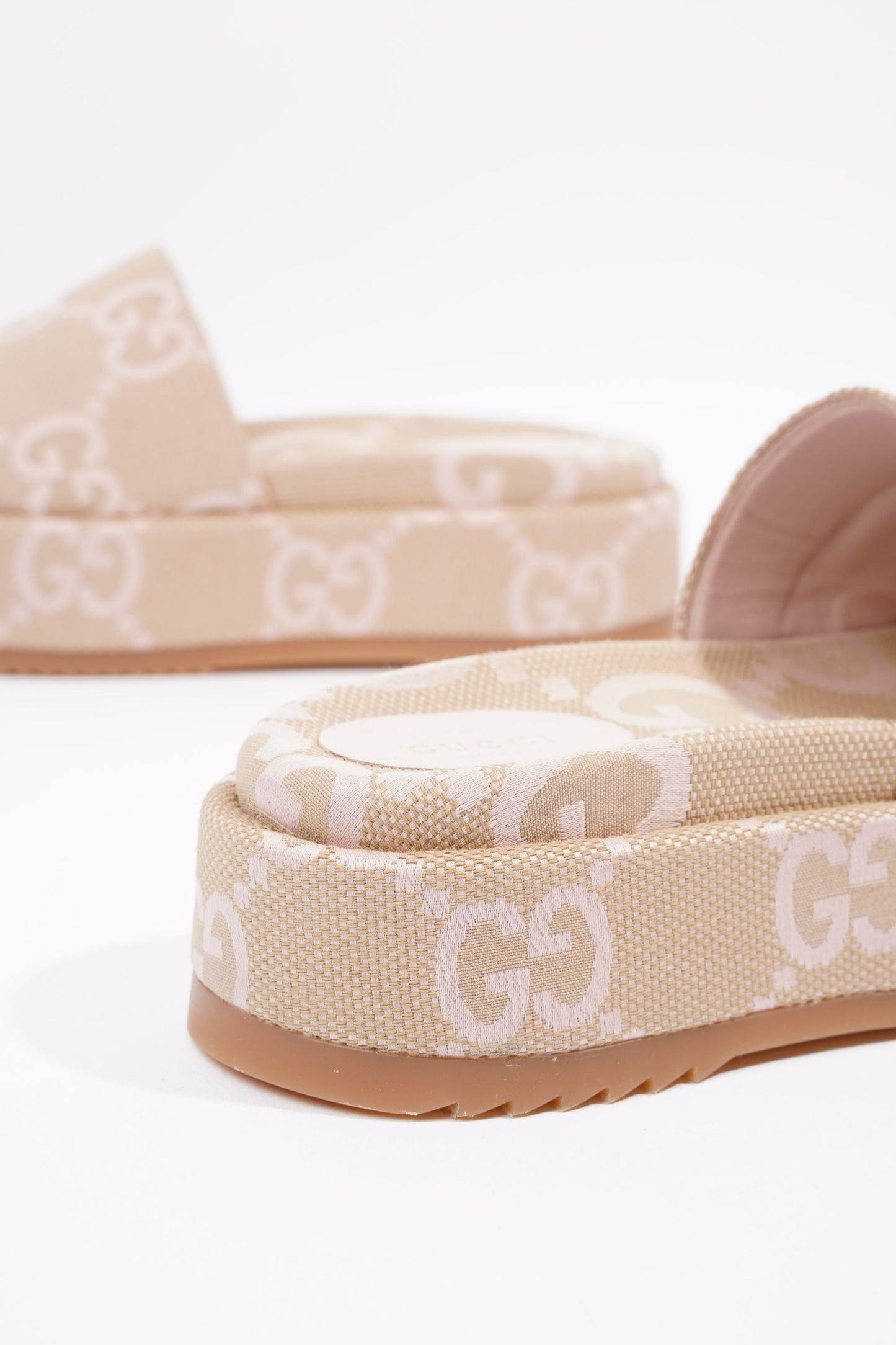 Gucci Womens Jumbo GG Platform Slide Sandal Beige / Light Pink EU 40 / UK 7