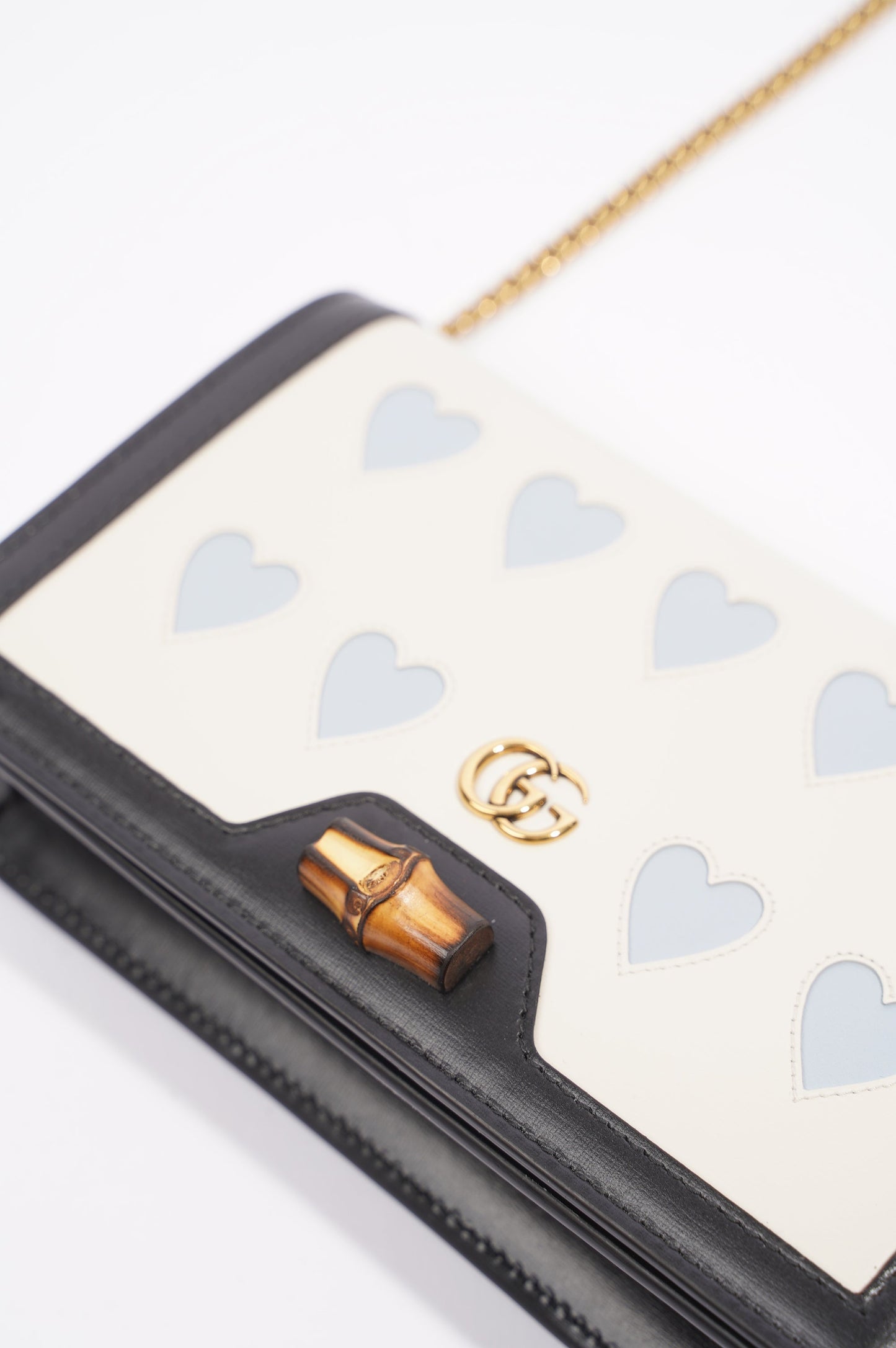 Gucci Womens Diana Mini Bag With Bamboo / White / Baby Blue Hearts