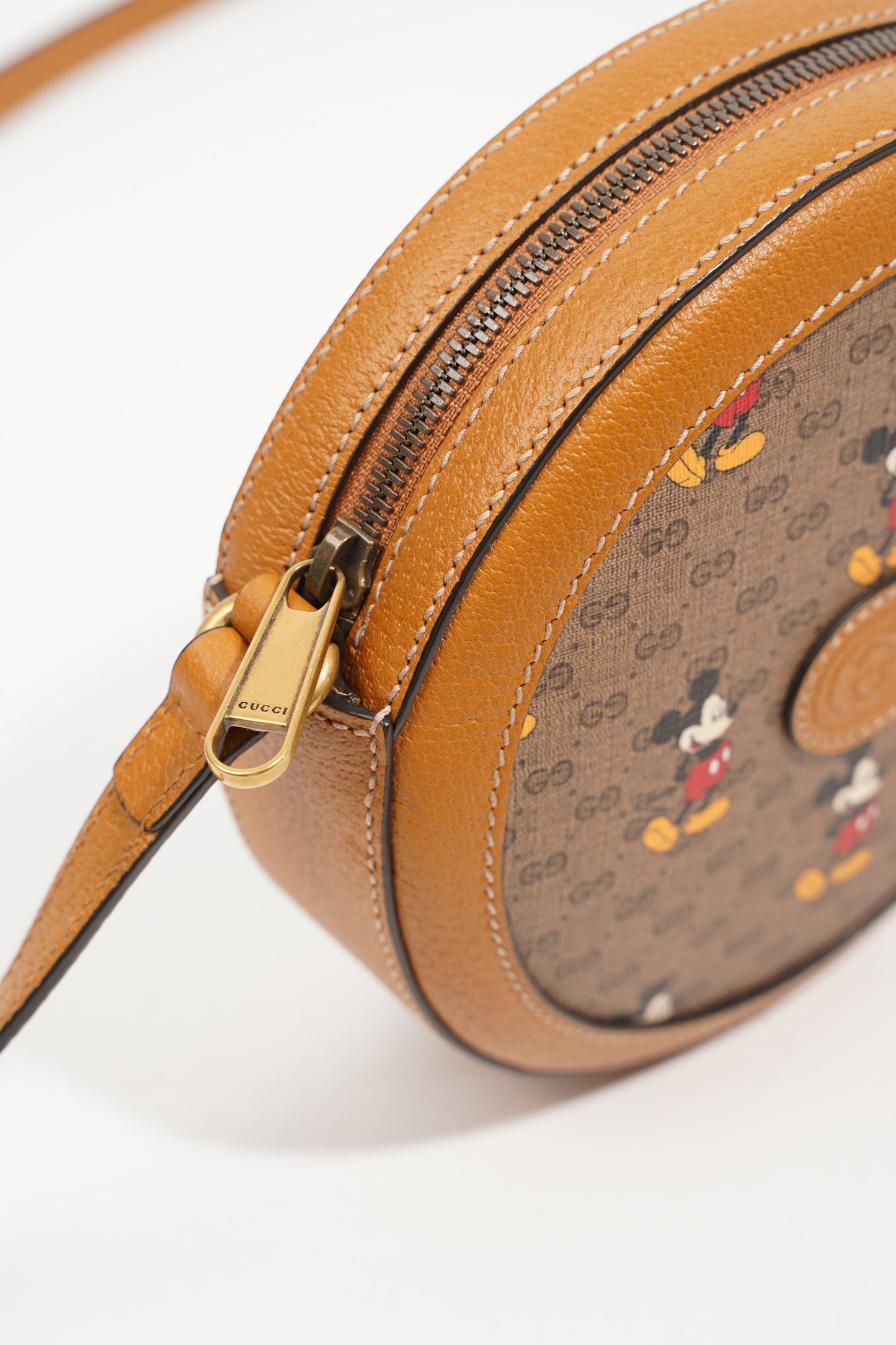 Gucci Womens Disney Round Bag