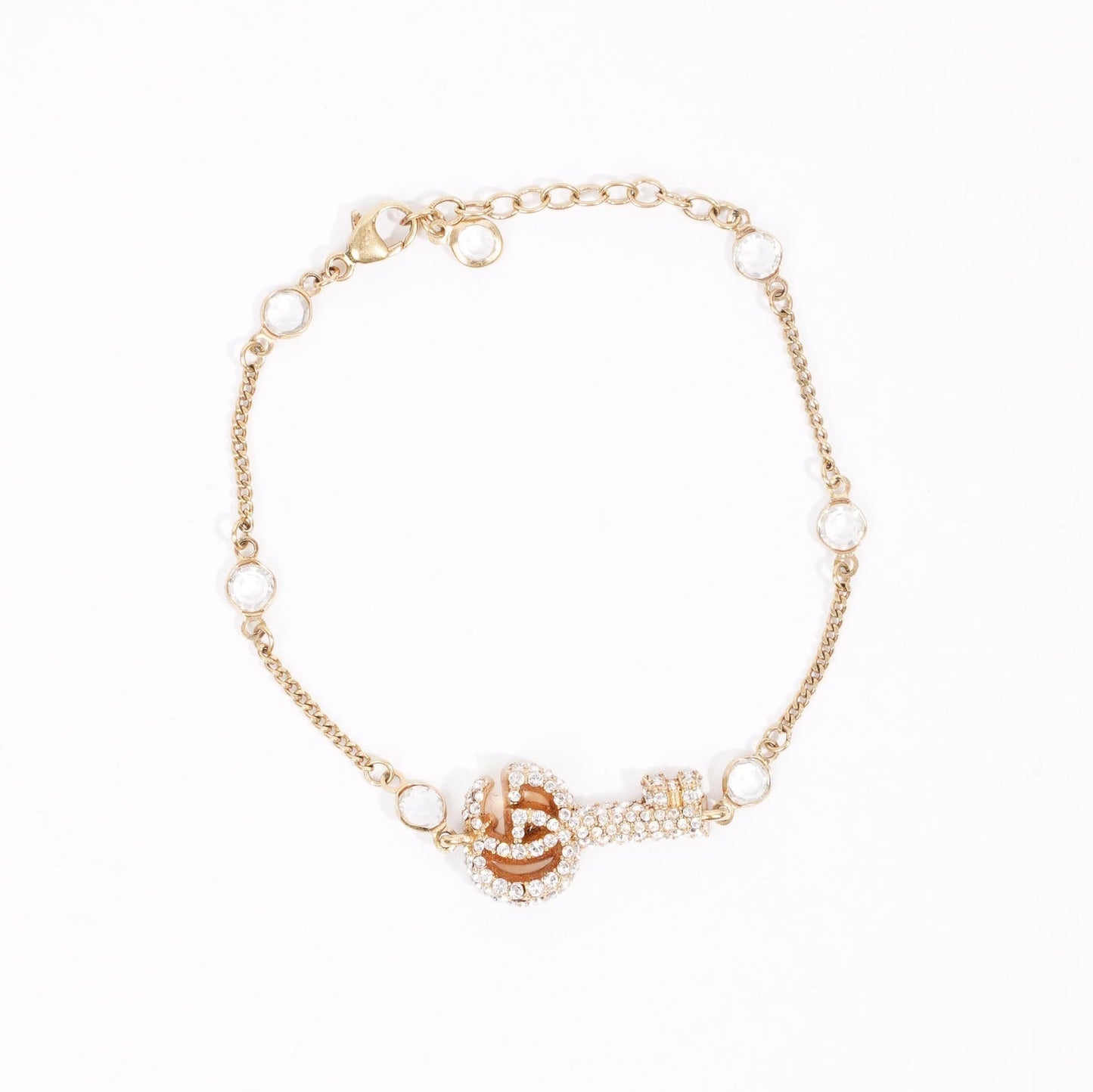 Gucci Womens Crystal-Embellished Double G Key Bracelet Gold / Silver