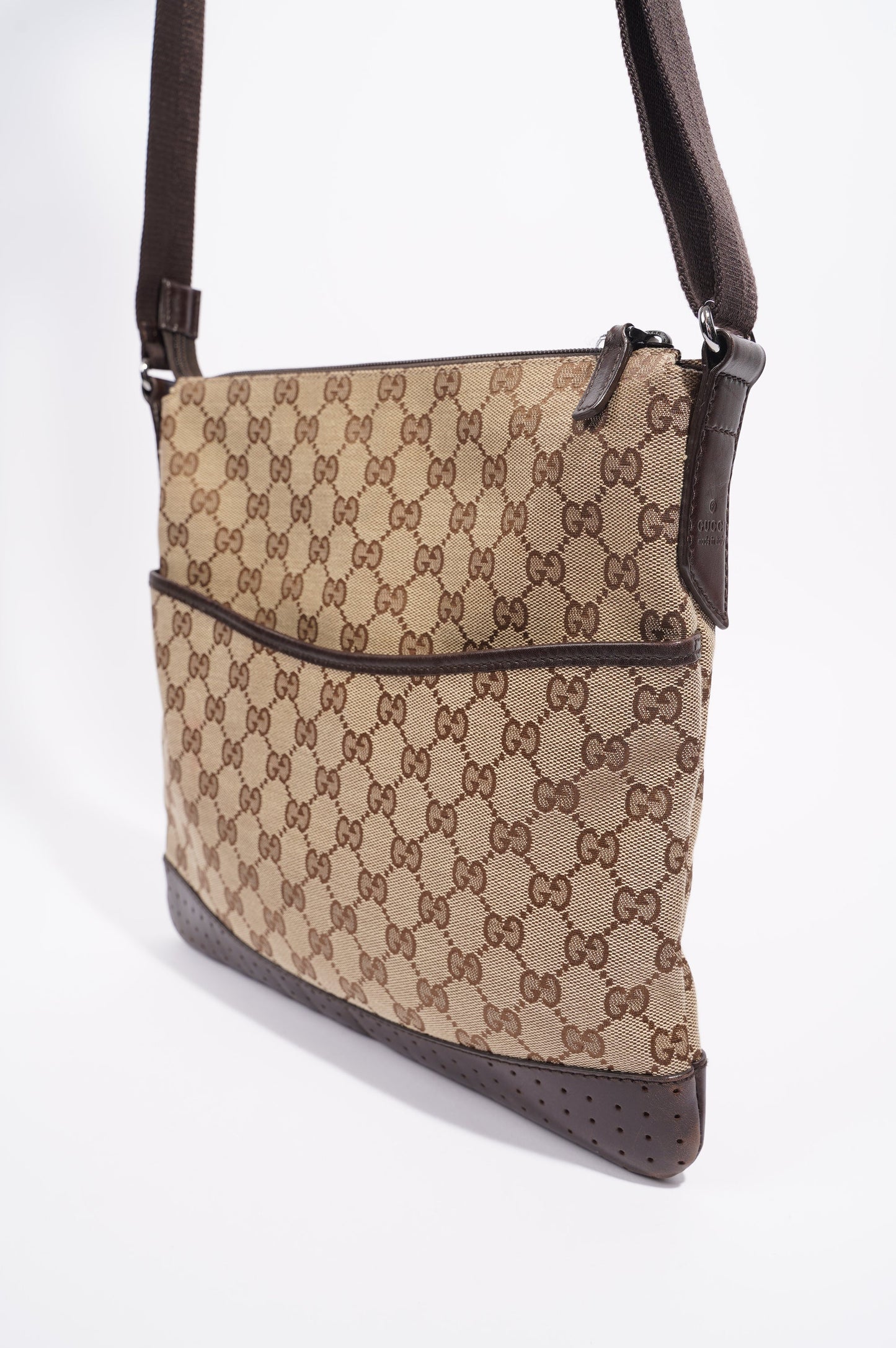 Gucci Womens GG Canvas Shoulder Bag Supreme / Brown