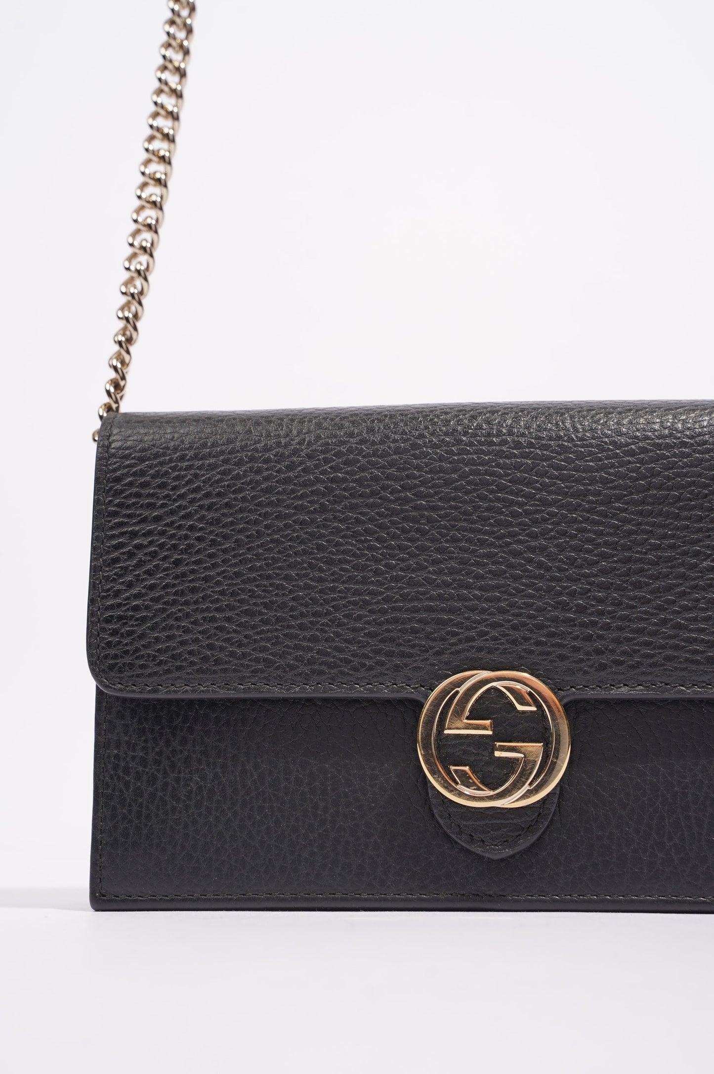 Gucci Womens Interlocking Wallet on Chain Black Leather