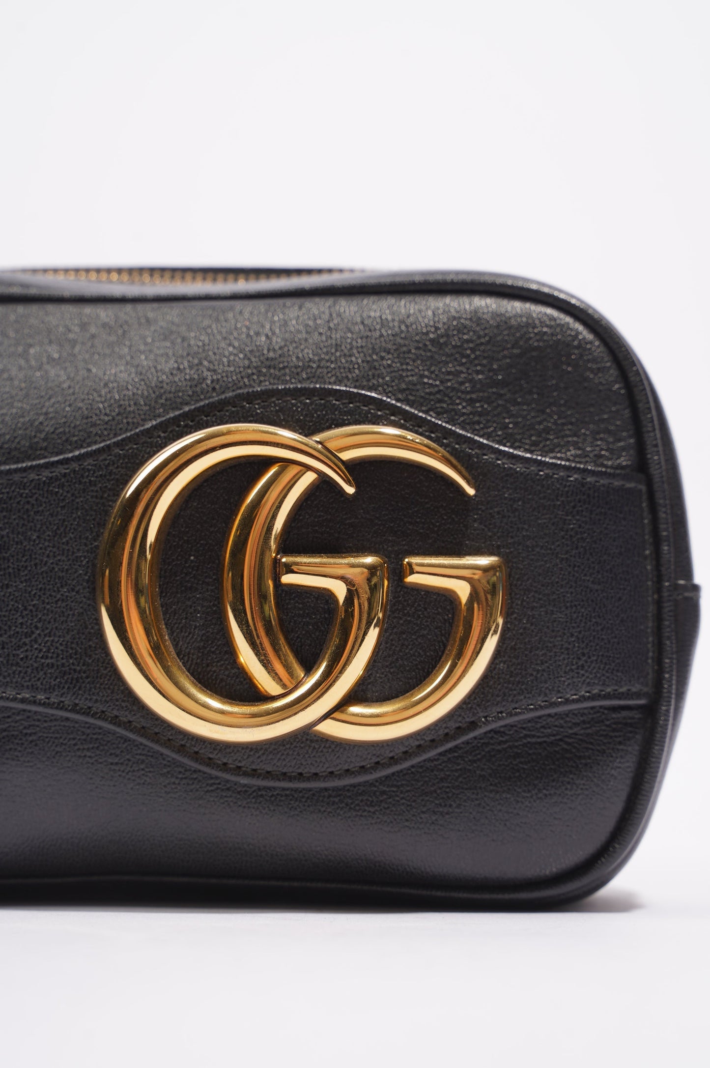 Gucci Womens Dahlia Pouch Black / Gold