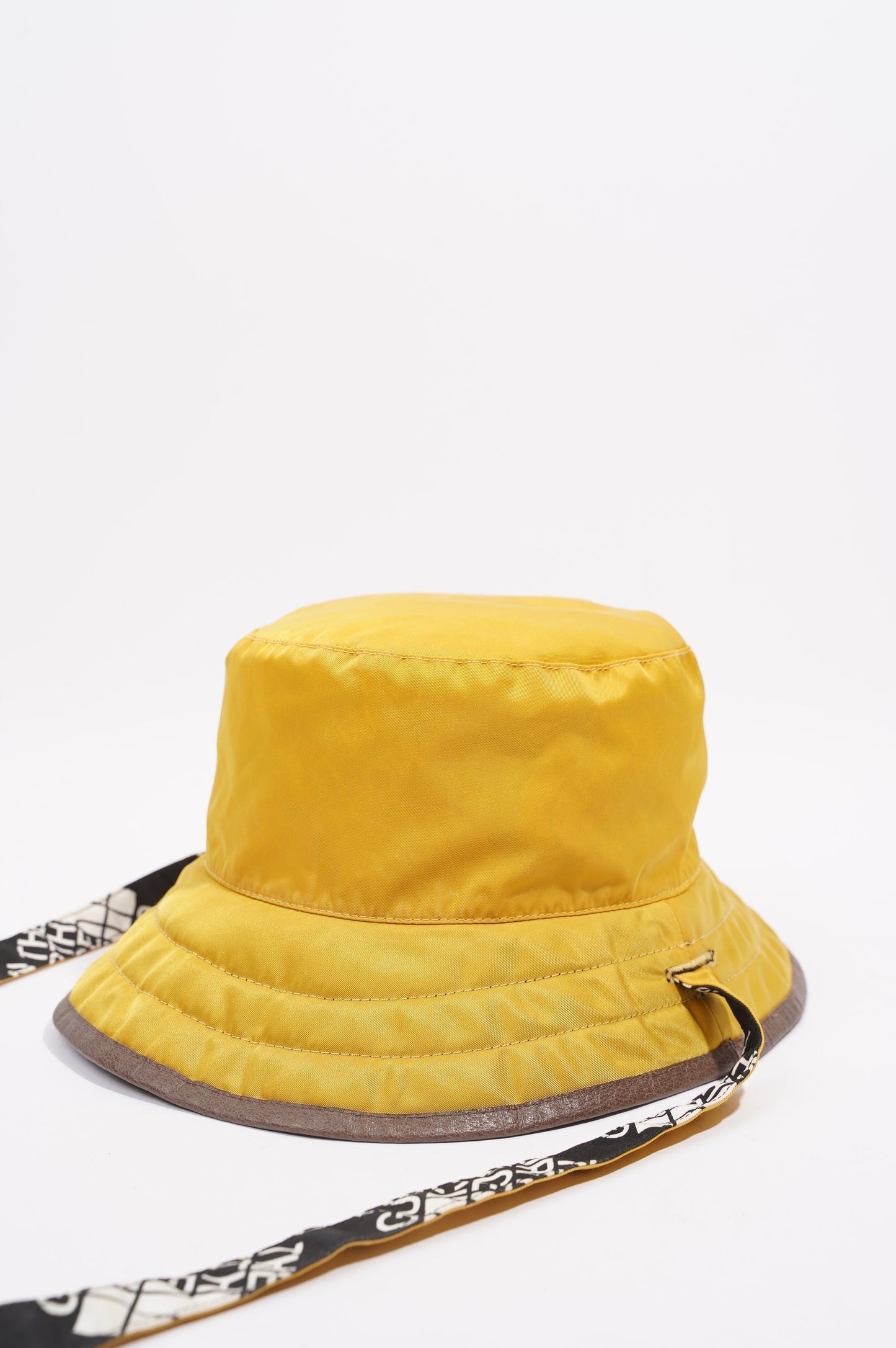 Gucci The North Face Reversible Bucket Hat Black / Yellow Nylon