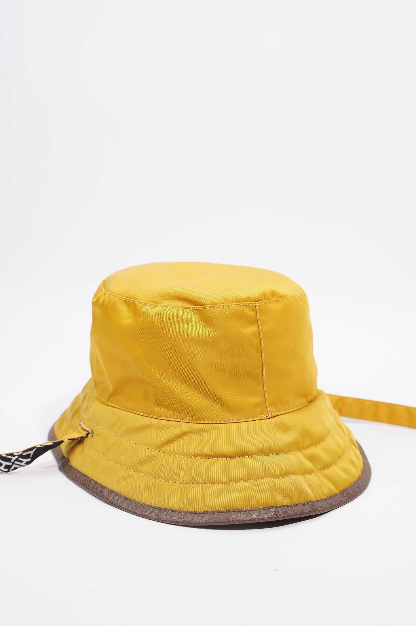 Gucci The North Face Reversible Bucket Hat Black / Yellow Nylon