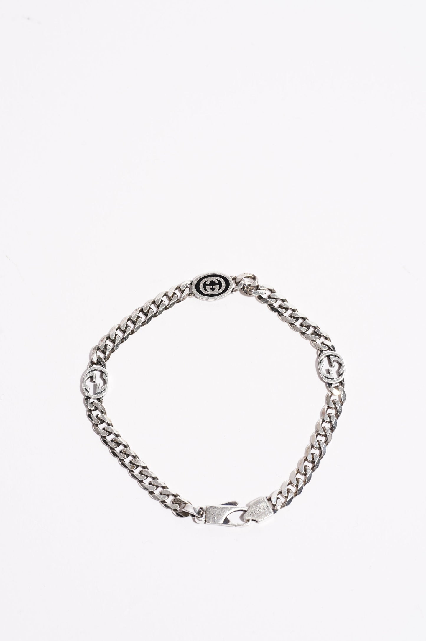 Gucci Womens Interlocking G Bracelet Silver