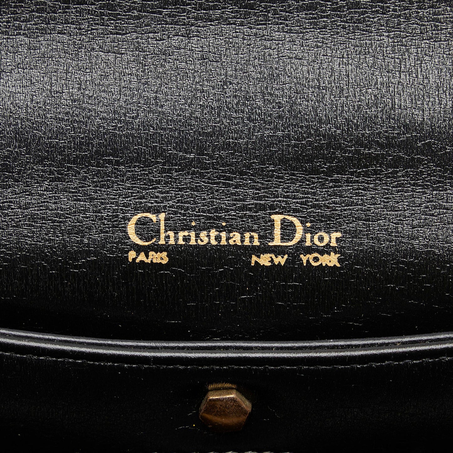 Dior Leather Chain Shoulder Bag (SHG-droYjG)