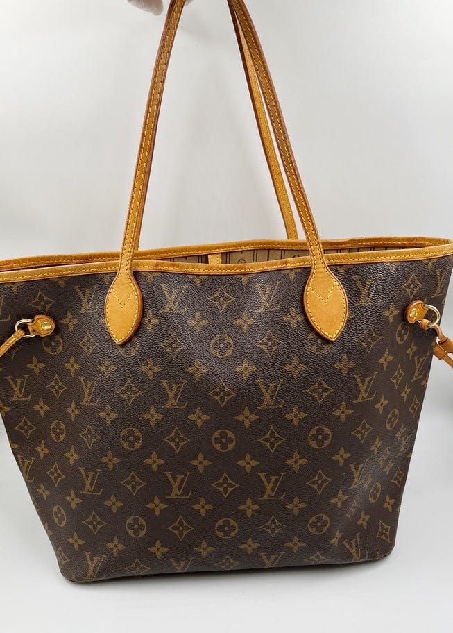 Louis Vuitton Neverfull MM Tote Bag in Brown Monogram Canvas