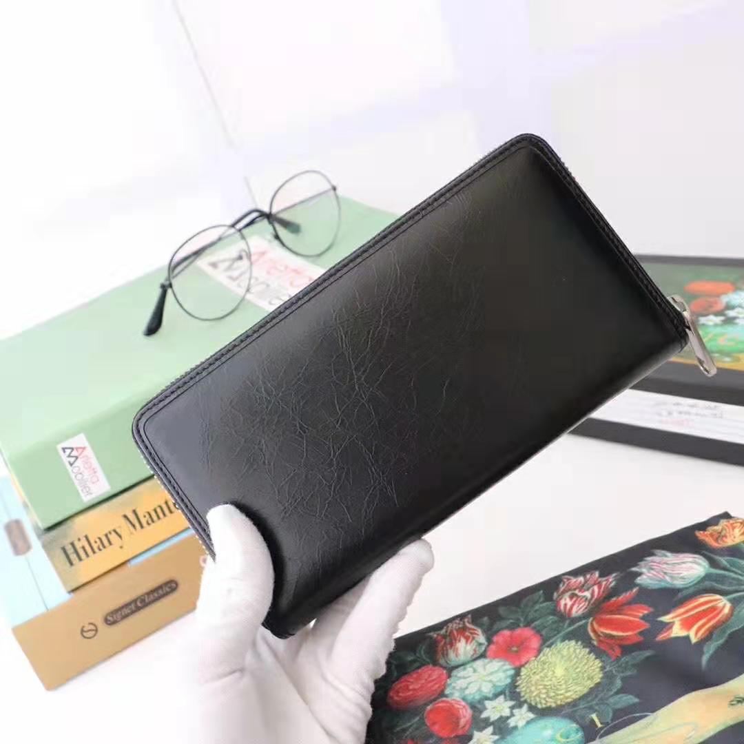 Gucci GG Men Zip Around Wallet with Interlocking G in Black Soft Leather