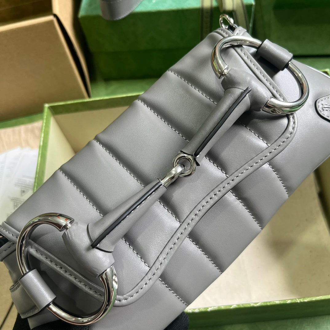 Gucci Women GG Horsebit Chain Small Shoulder Bag Grey Quilted Leather Maxi Horsebit