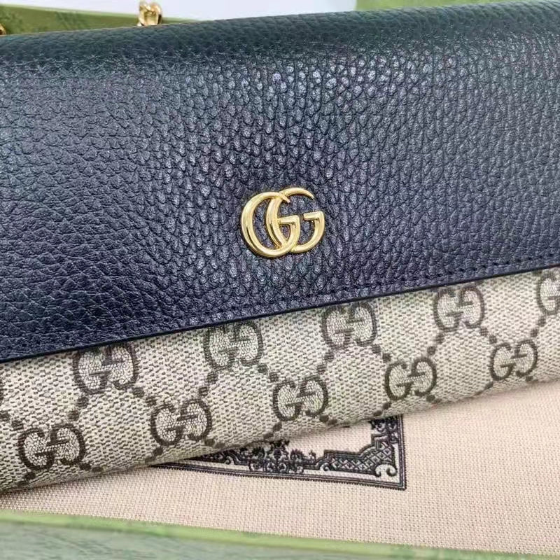 Gucci Women GG Marmont Chain Wallet Black Beige Ebony GG Supreme Canvas