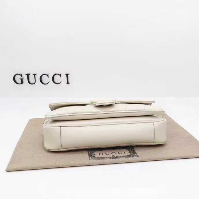 Gucci Women GG Marmont Matelassé Shoulder Bag White Chevron Leather Double G