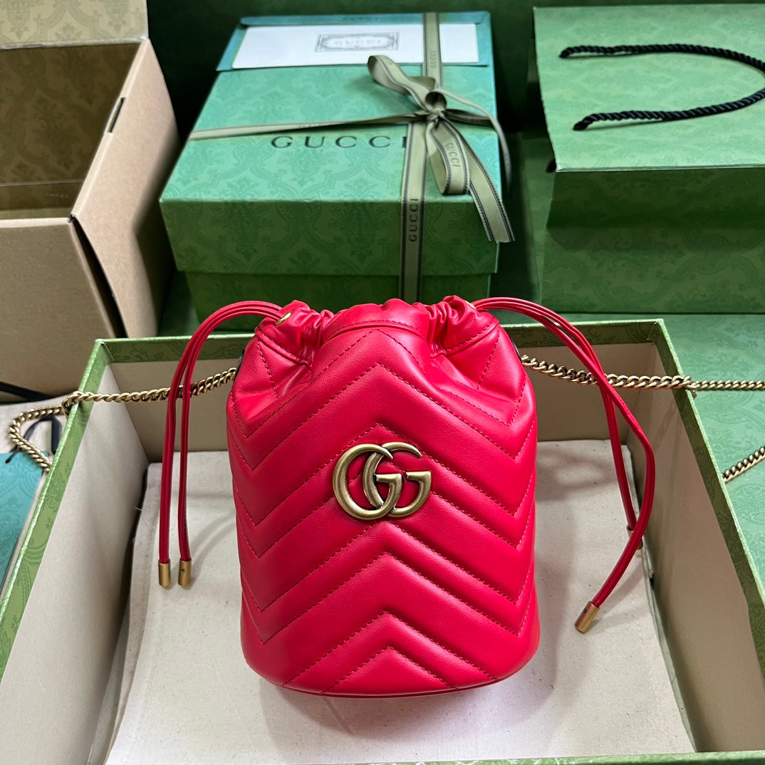 Gucci Women GG Marmont Mini Bucket Bag Red Matelassé Chevron Leather Double G