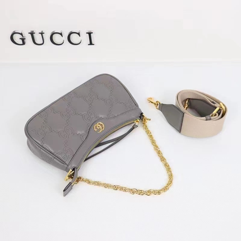 Gucci Women GG Matelassé Handbag Grey GG Matelassé Leather Double G