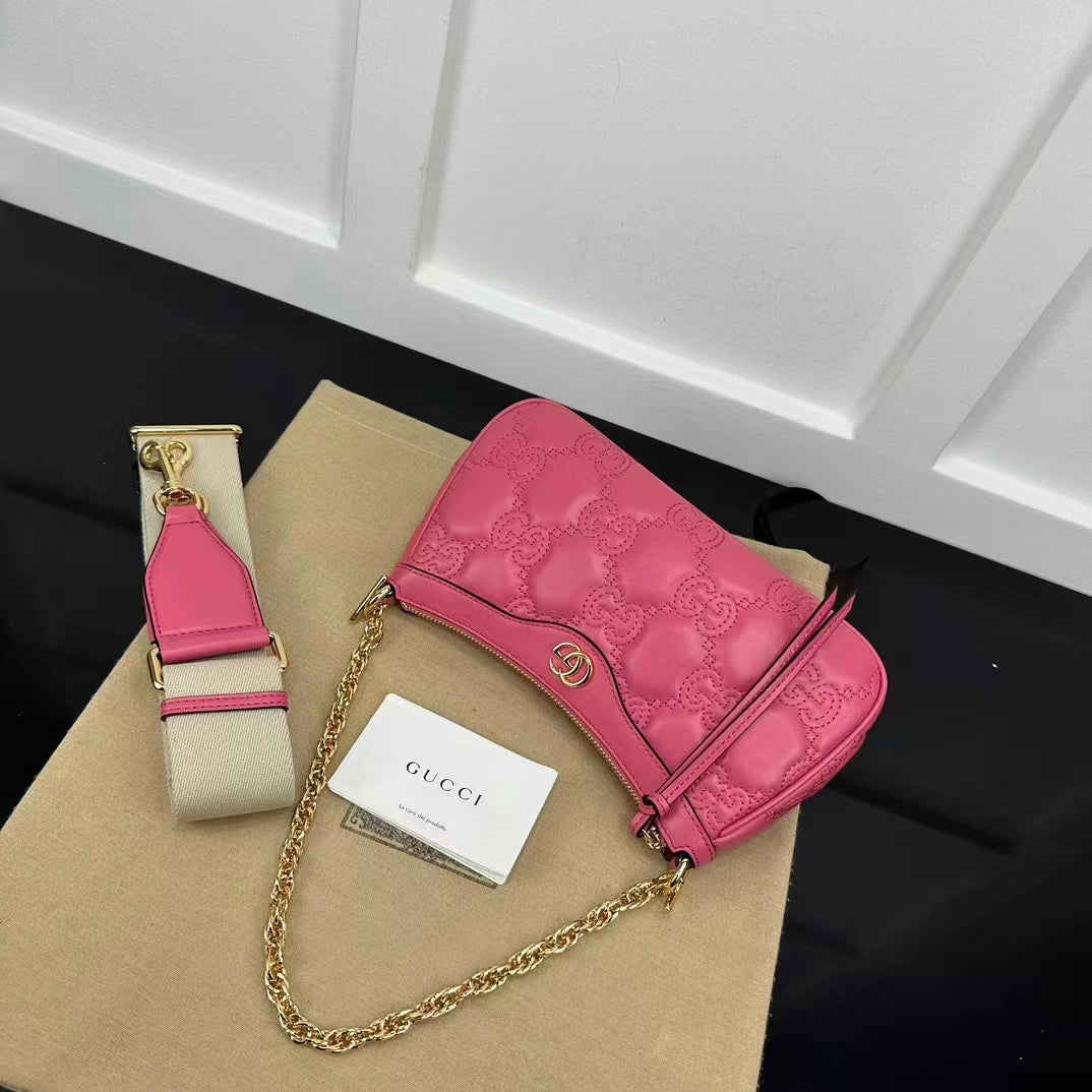 Gucci Women GG Matelassé Handbag Pink GG Matelassé Leather Zip Closure