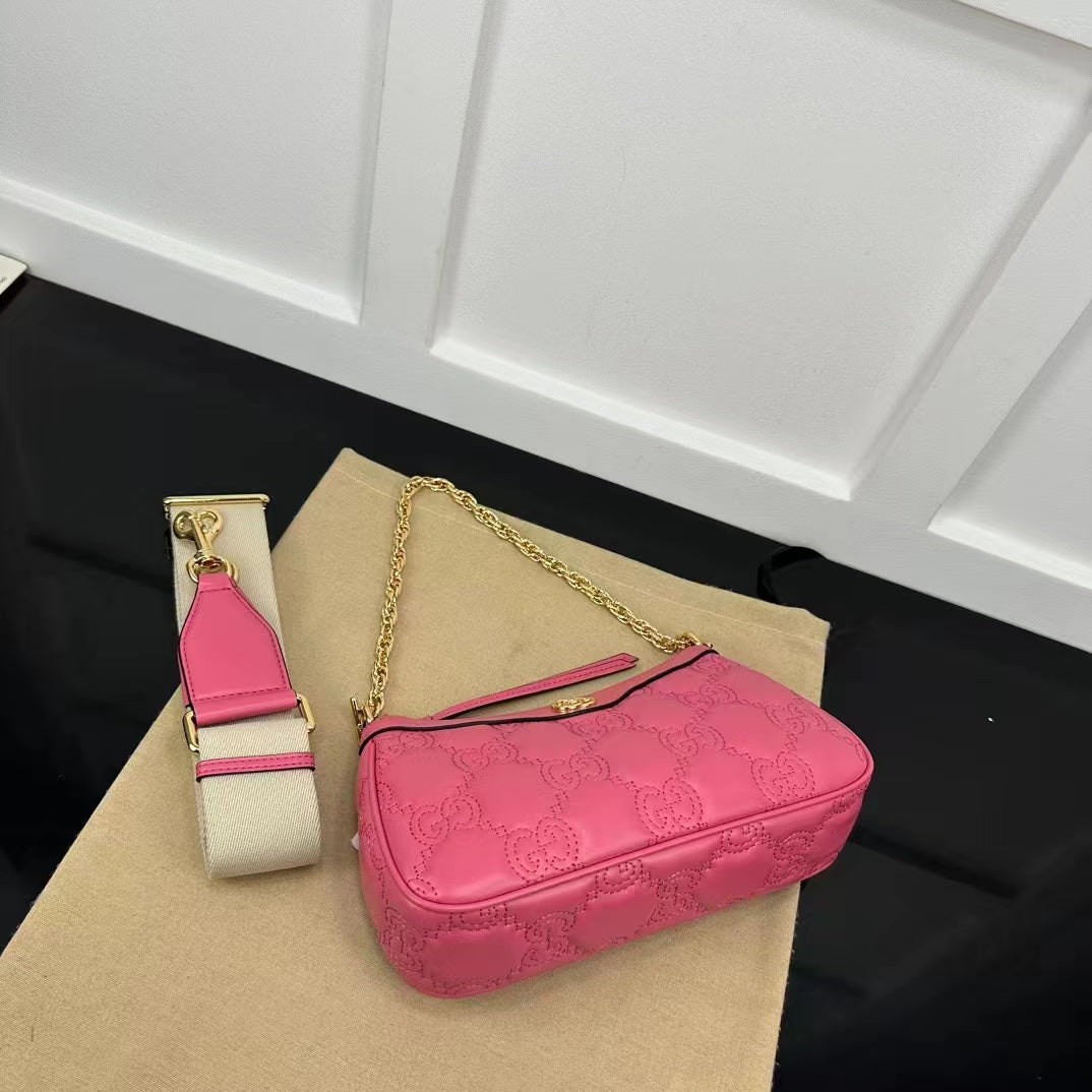 Gucci Women GG Matelassé Handbag Pink GG Matelassé Leather Zip Closure