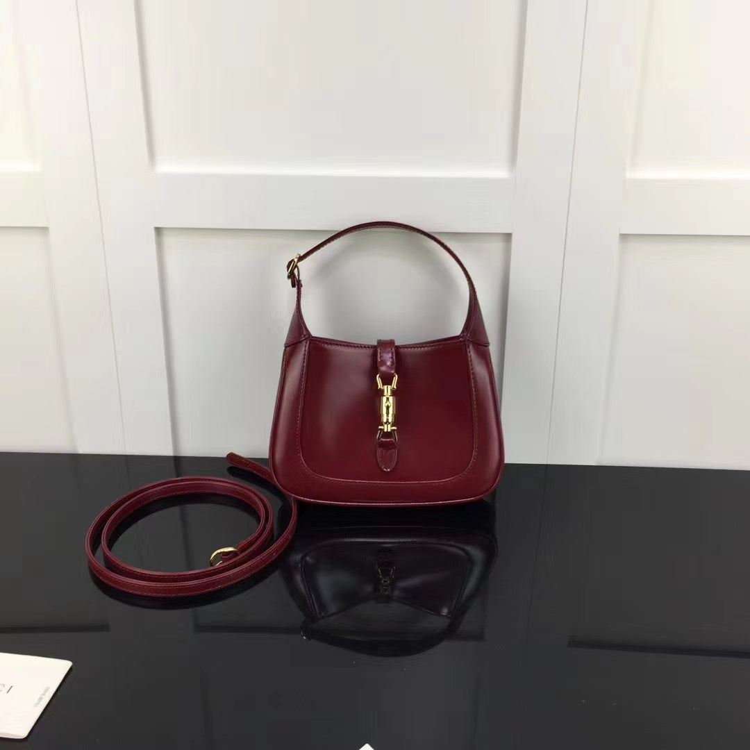 Gucci Women Jackie 1961 Mini Shoulder Bag Red Leather Gold-Toned Hardware