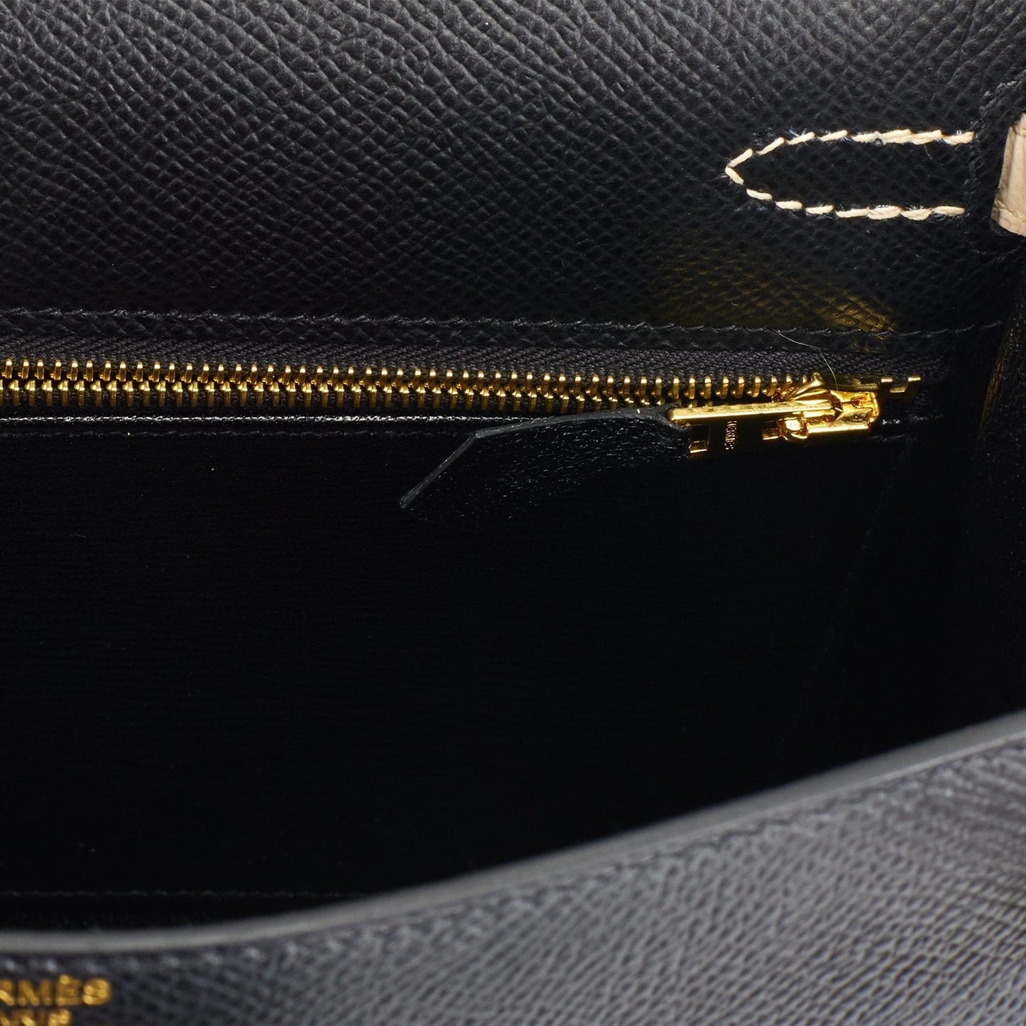 Hermes Special Order (HSS) Kelly Sellier 25 Black and Craie Epsom Brushed Gold Hardware