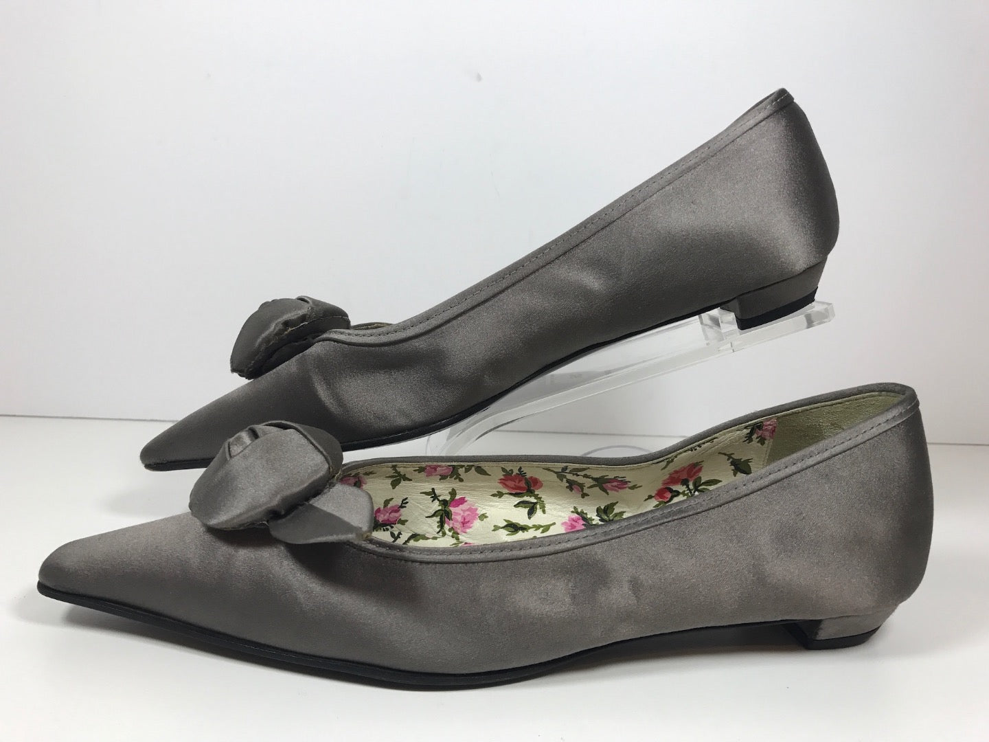 PRADA Silver Satin Pointed Toe Flats w/ Floral Lining Size 36