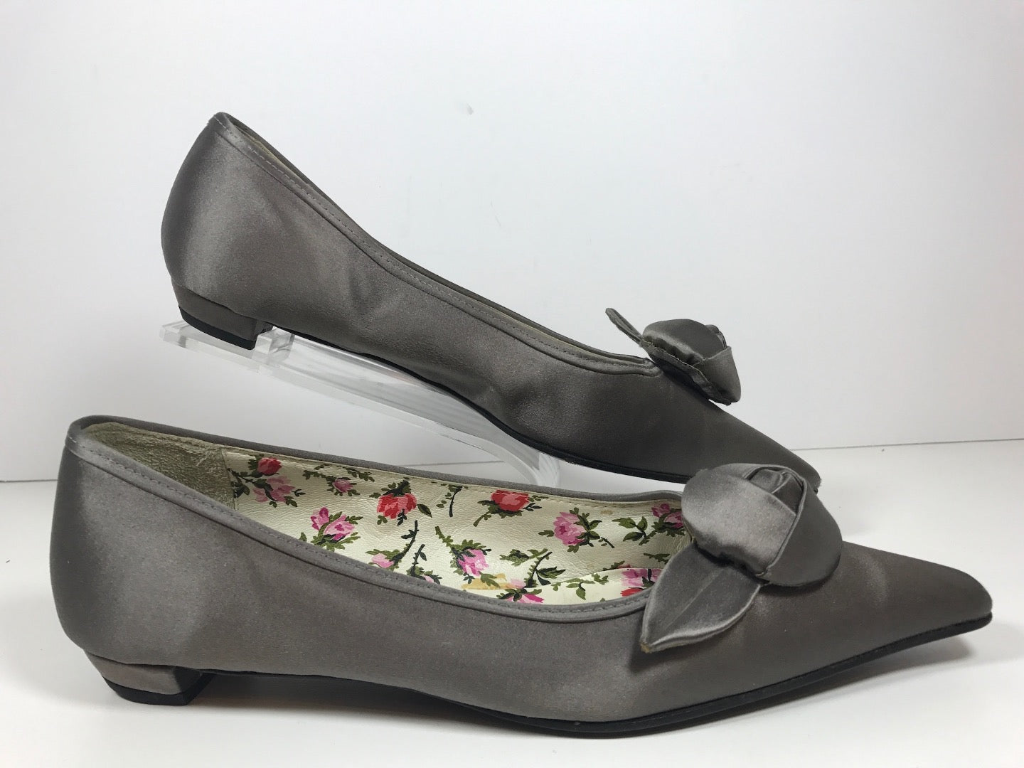 PRADA Silver Satin Pointed Toe Flats w/ Floral Lining Size 36