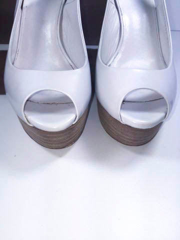 GUCCI White Wooden Platform Peep Toe Wedge Shoes with Box Size 7