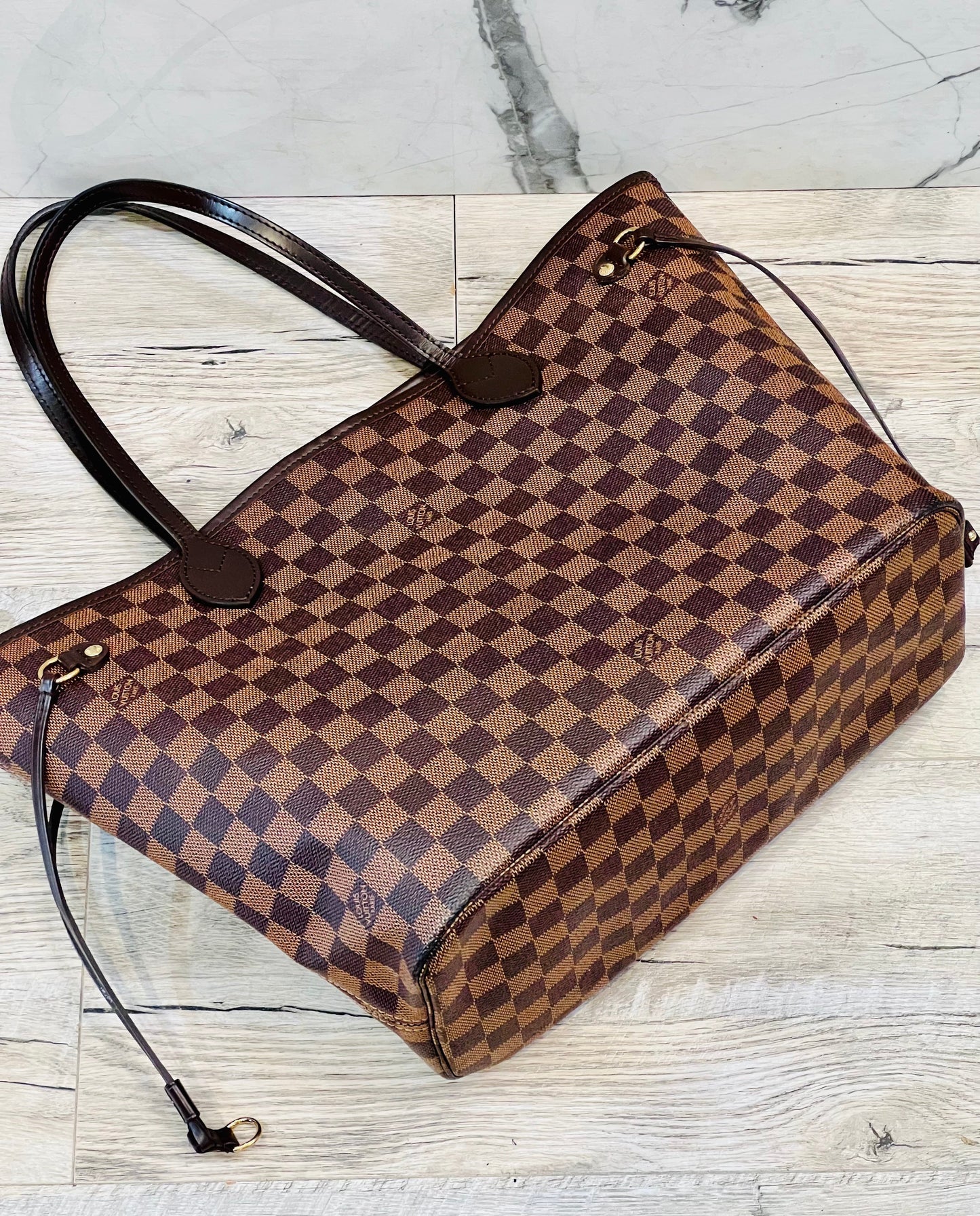 LOUIS VUITTON DAMIER EBENE NEVERFULL MM TOTE BAG