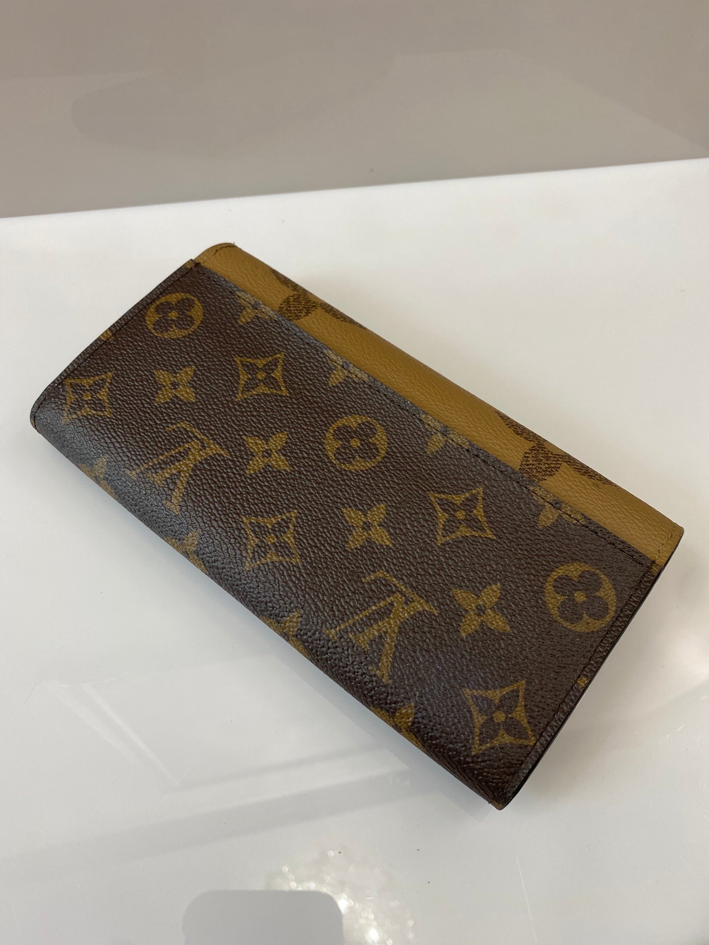 LOUIS VUITTON GIANT MONOGRAM SARAH WALLET