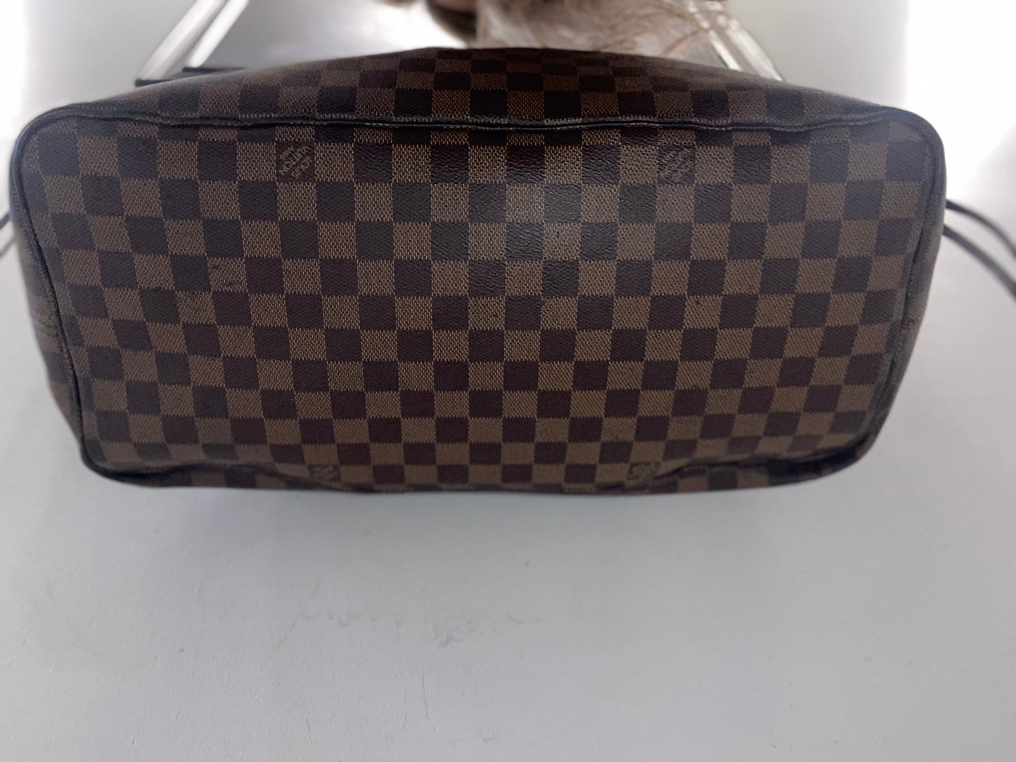 LOUIS VUITTON DAMIER EBENE NEVERFULL GM TOTE BAG