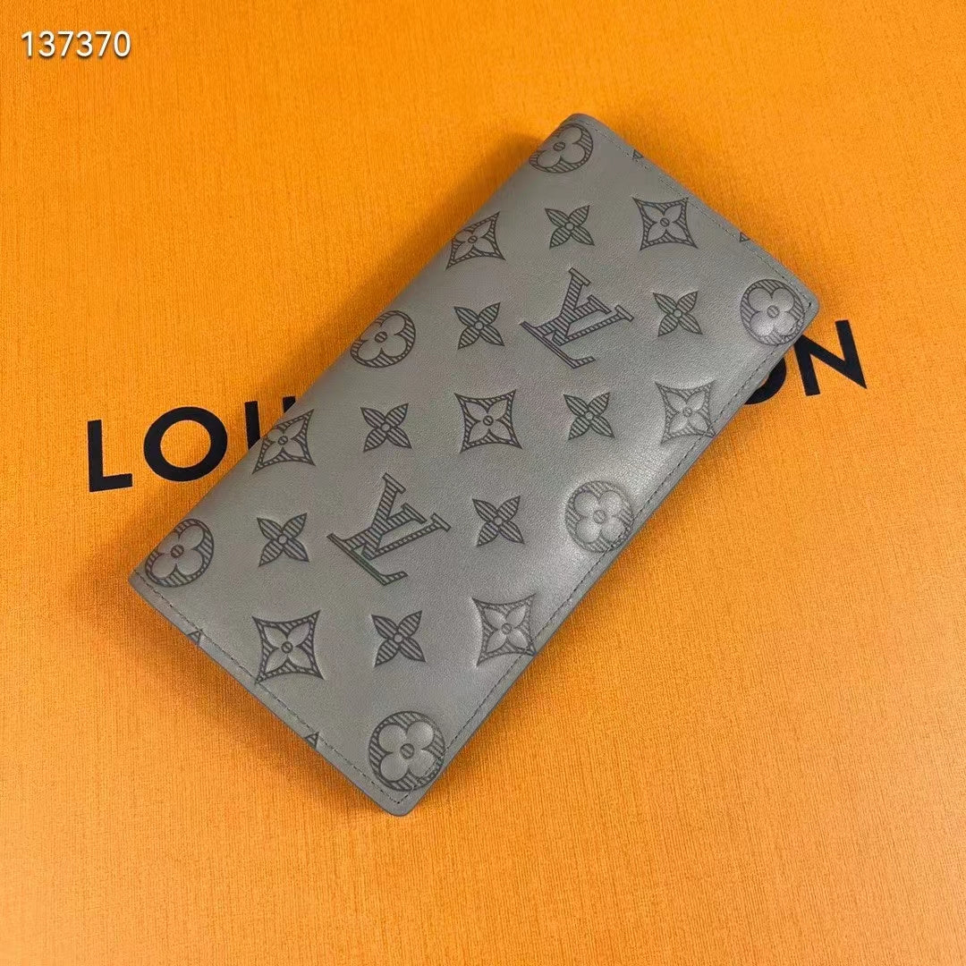 Louis Vuitton LV Unisex Brazza Wallet Anthracite Gray Monogram Shadow Calf Cowhide