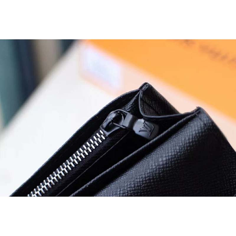 Louis Vuitton LV Unisex Brazza Wallet Black Taiga Leather