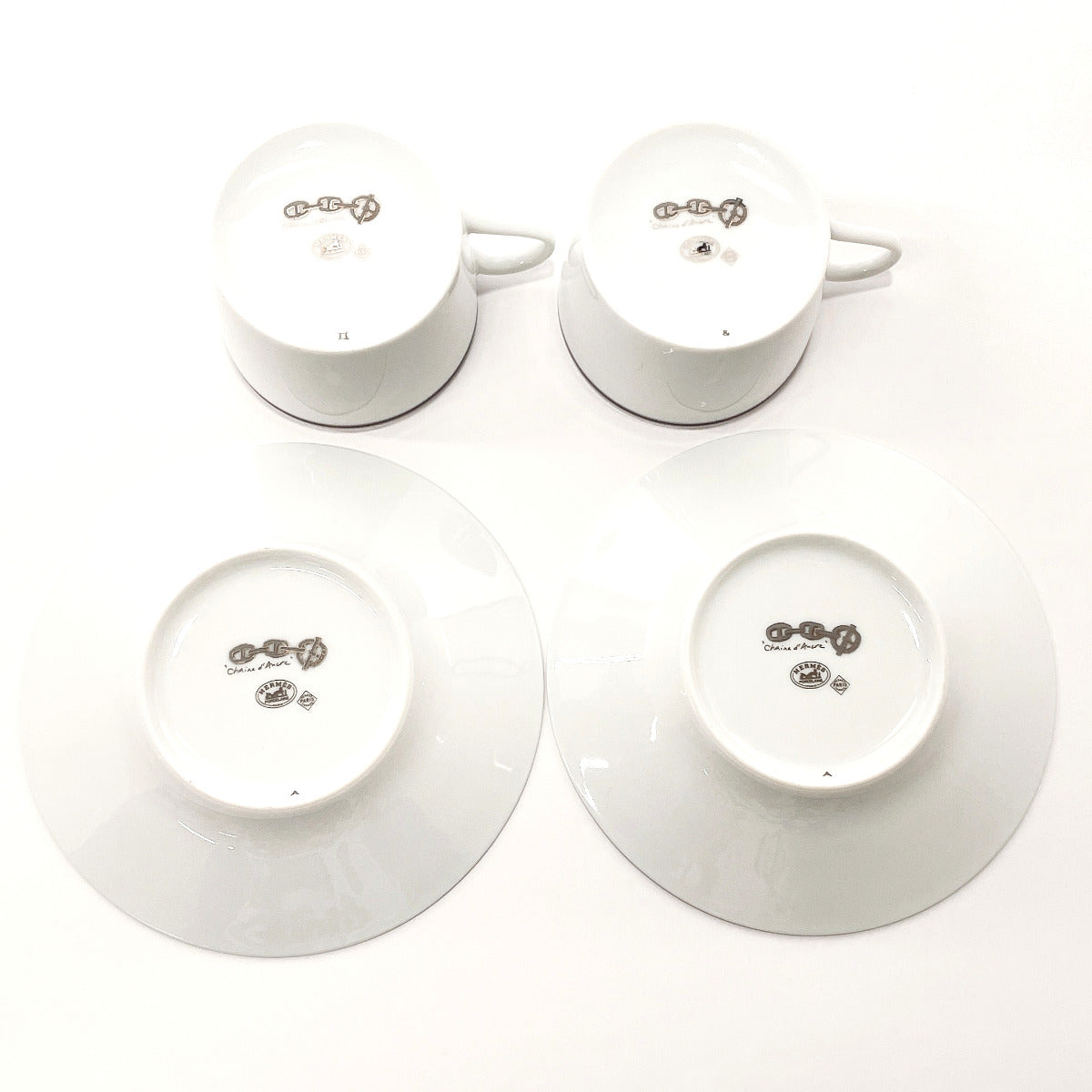 HERMES Tableware Cup and saucer pair ChÃ©ne Dunkel Porcelain white unisex Used