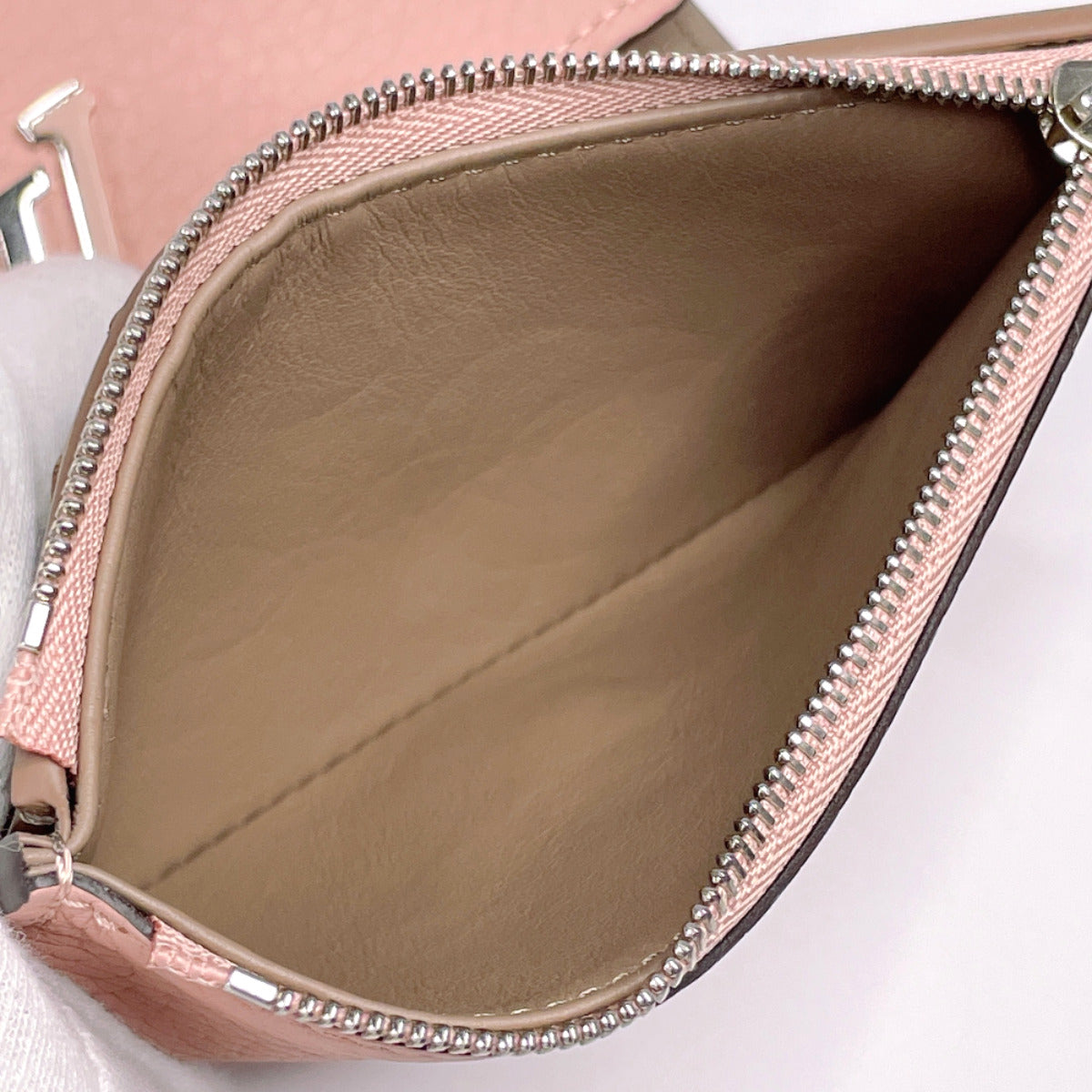 LOUIS VUITTON Tri-fold wallet M62156 Portefeuille Capcine Compact Taurillon Clemence pink pink Women Used