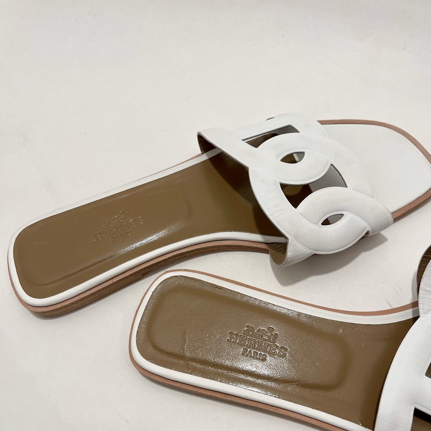 Hermes White Leather Slides, Sz IT38.5, US8.5