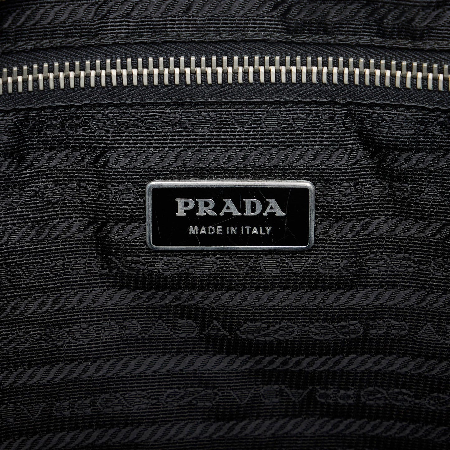 Prada Tessuto Tote (SHG-LwNBWq)