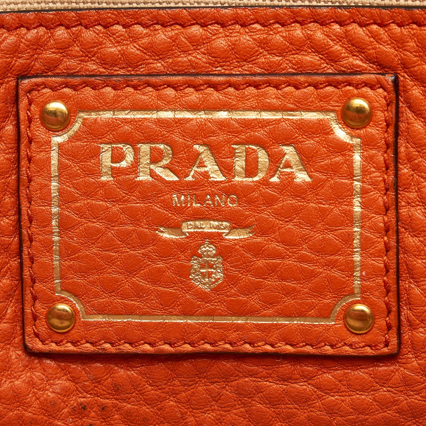 Prada Vitello Daino Leather Tote (SHG-Y0yh3U)