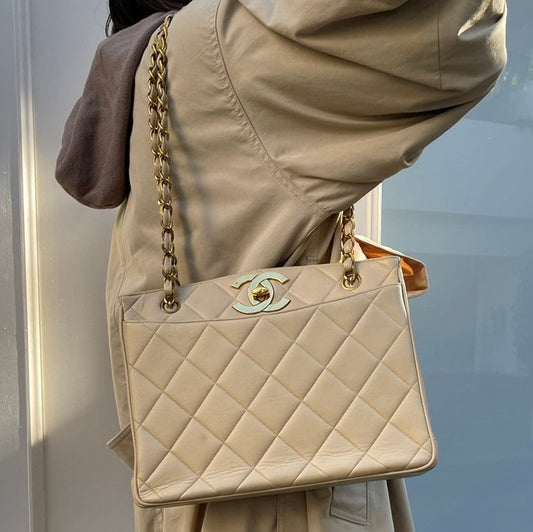 CHANEL Big CC Chain Tote Bag Beige Lambskin 71163